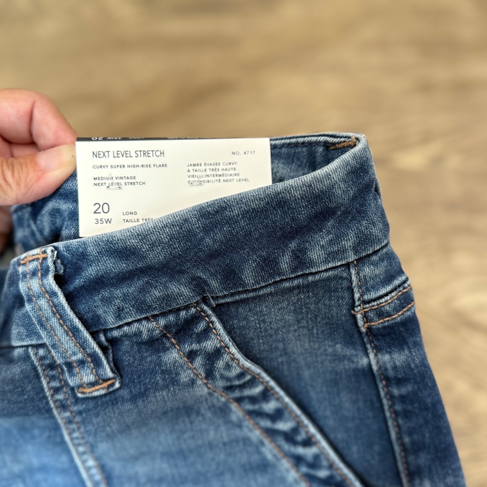American Eagle Curvy Super High-Rise Flare Jeans Next Level Stretch 20 Long - Picture 7 of 11